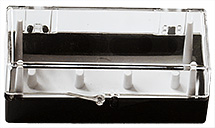 EM-Tec SH4 mittelgroße Aufbewahrungsschachtel, durchsichtig/schwarz, für 4 x Ø 15 mm Hitachi Probenteller mit M4 Gewindebohrung
